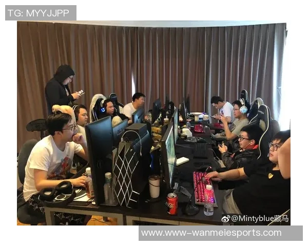 电竞新闻深入解析FPX在DOTA2比赛中的战术布局与团队协作策略